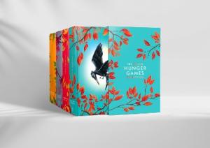 THE DELUXE HUNGER GAMES COLLECTION